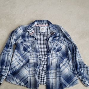 Flannel patterned button up shirt